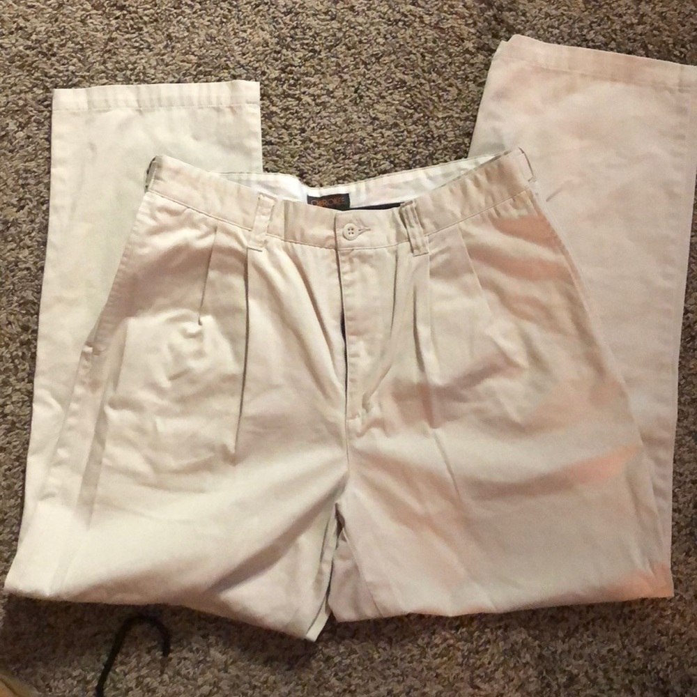 Men’s khaki pants 34x30